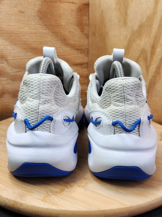 Reebok Solution Mid Mens Basketball Shoes Sneakers Size 7.5